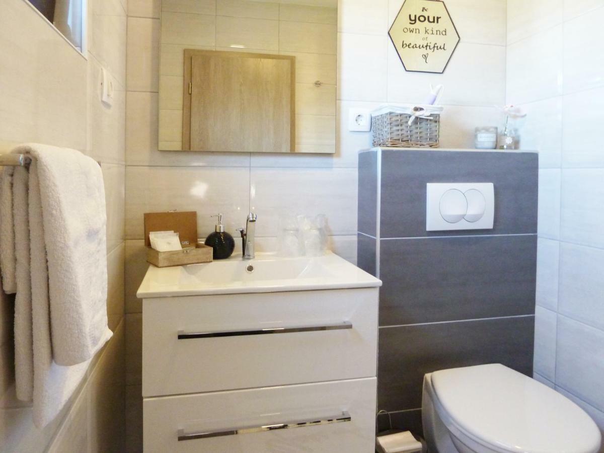 Apartment Petra I Nikola Selište Drežničko Eksteriør bilde