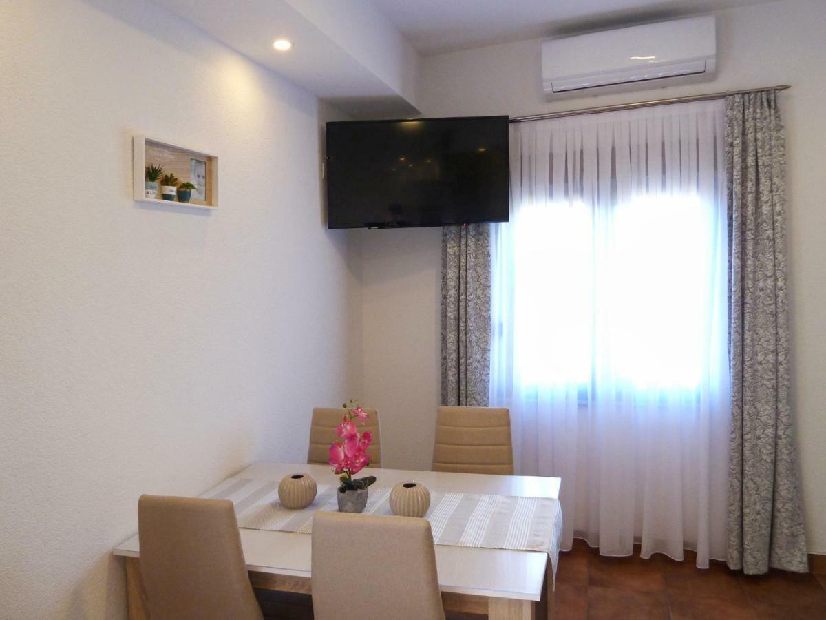 Apartment Petra I Nikola Selište Drežničko Eksteriør bilde